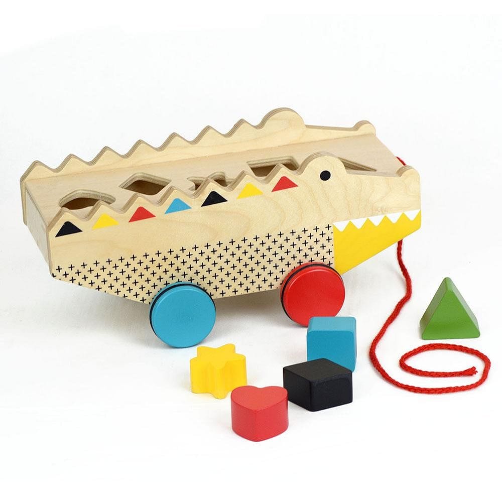 Petit Collage PTC130 Puidust järelveetav mänguasi ja kujundite sorteerimine Alligaator - Fairy Kitten Mänguasjapood